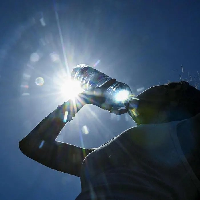 Canicule : six départements du sud-est de la France restent en vigilance orange ce lundi (Ouest-France)