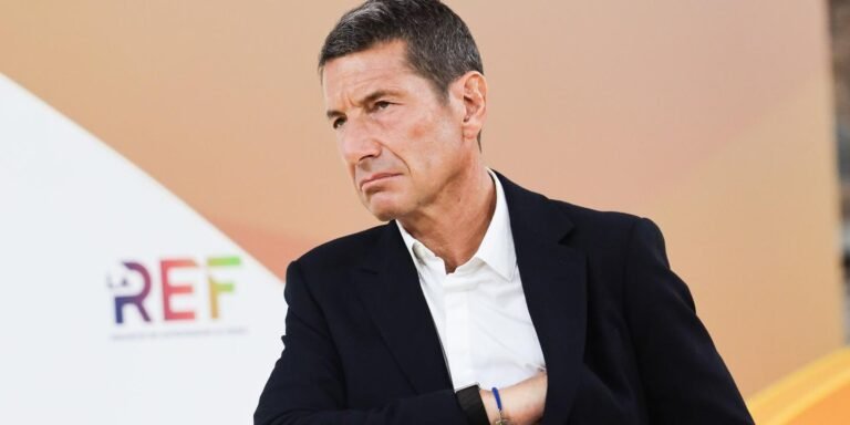 Présidentielle 2027 : à Cannes, David Lisnard bat la campagne pour une grande primaire de la droite