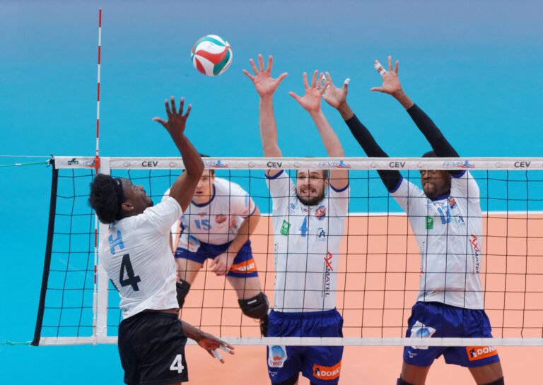 Une défaite cruelle au tie-break pour le Stade Poitevin face à Cannes en ouverture du championnat